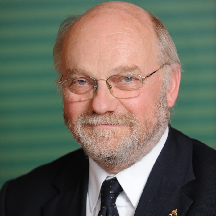 Hangsúly a jövőn: a vállalkozások támogatásától a képzések megújításáig